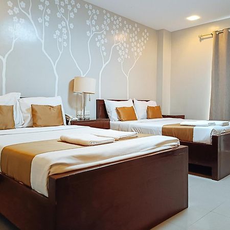 Hotel Juliana Tuguegarao City Exterior foto